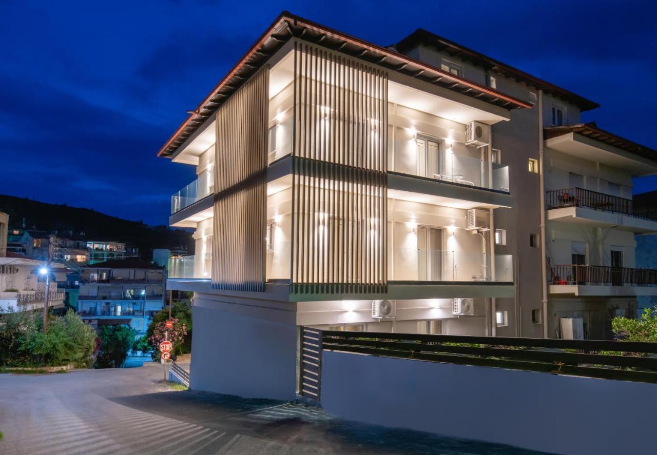 Olenia Luxury 4 Apartment *