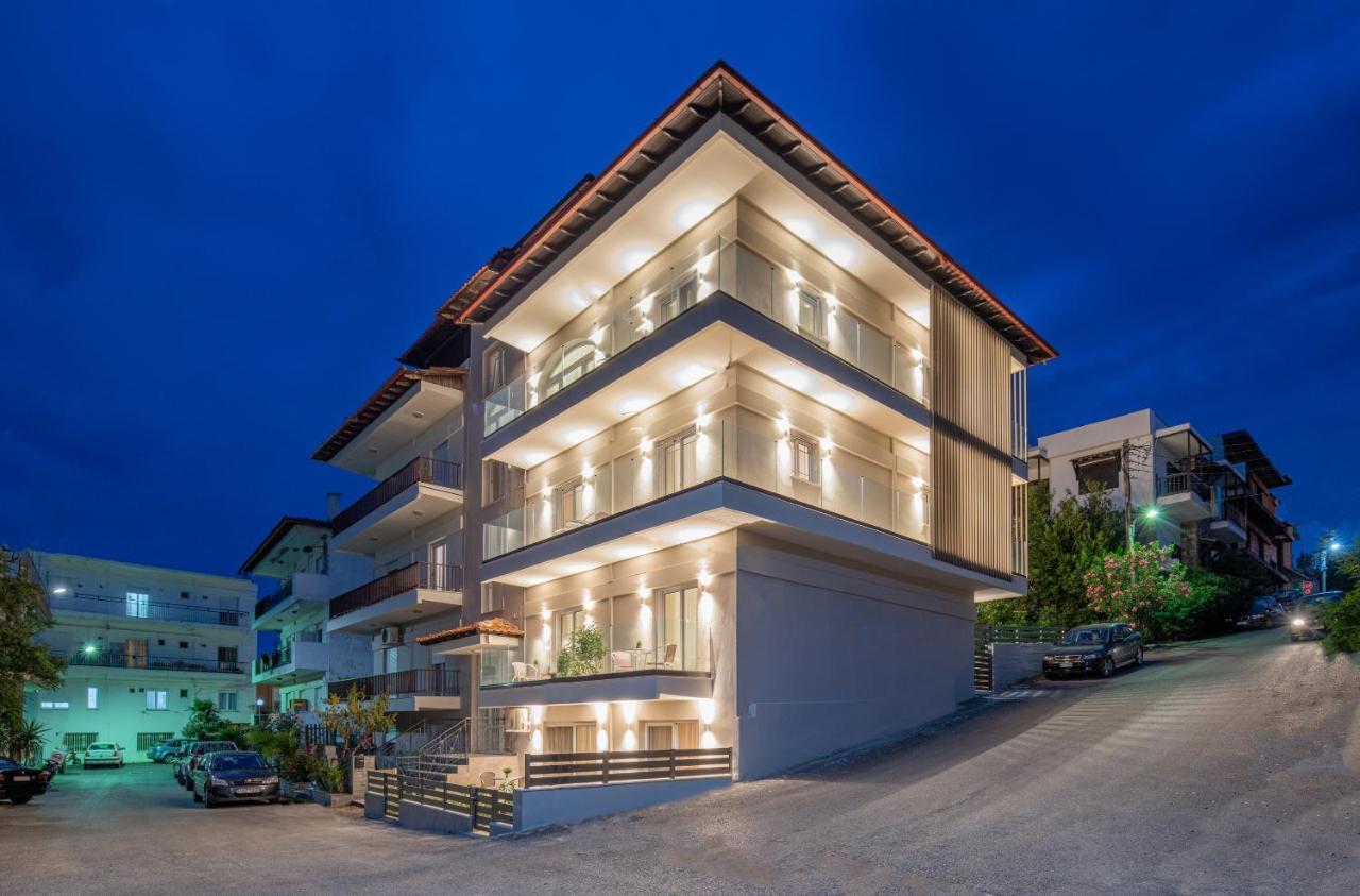 Olenia Luxury 4 Apartment *