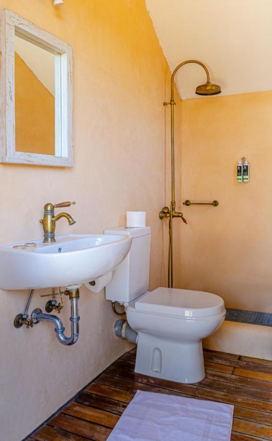 Villa Calmea Seafront - Secluded