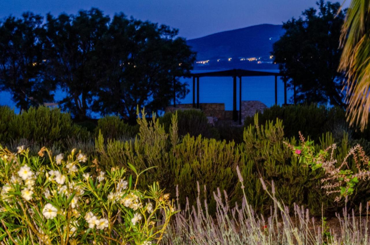 Calmea Seafront - Secluded