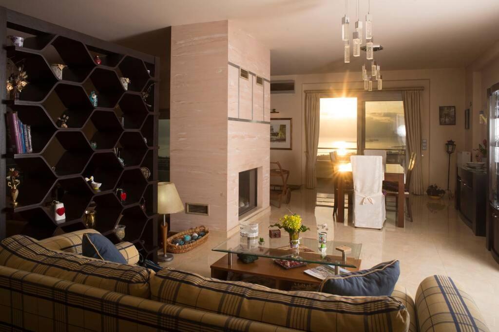 Modern Luxury With Pool, Just 5min To Sea * Kalamata