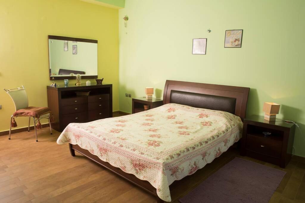 Modern Luxury With Pool, Just 5min To Sea Villa Kalamata