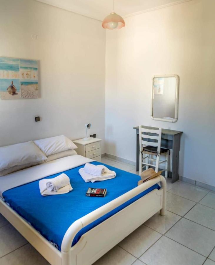 Alexandra Apartment Stoupa