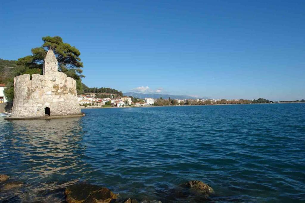 Apartment Naupactus Unique Harbor In A Stone House!