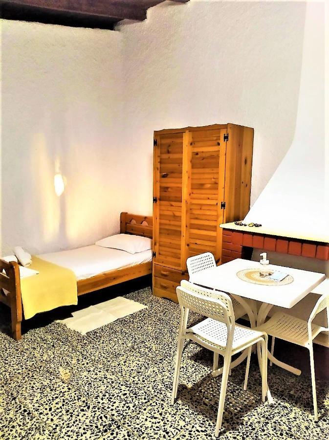 Apartment Dialiskari #3 *