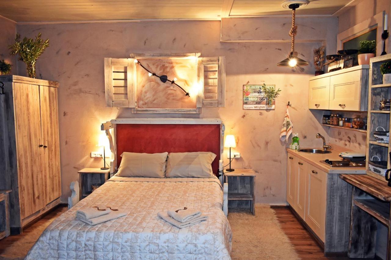 Agiaz' Bed & Breakfast