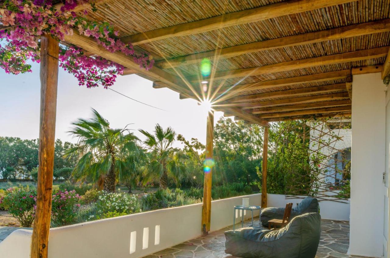 Calmea Seafront - Secluded Villa Parikia (Paros)