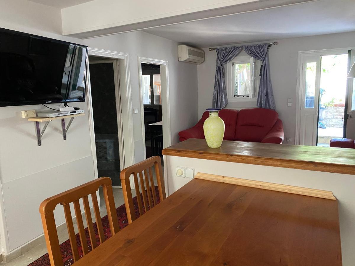 Byron House Apartment *