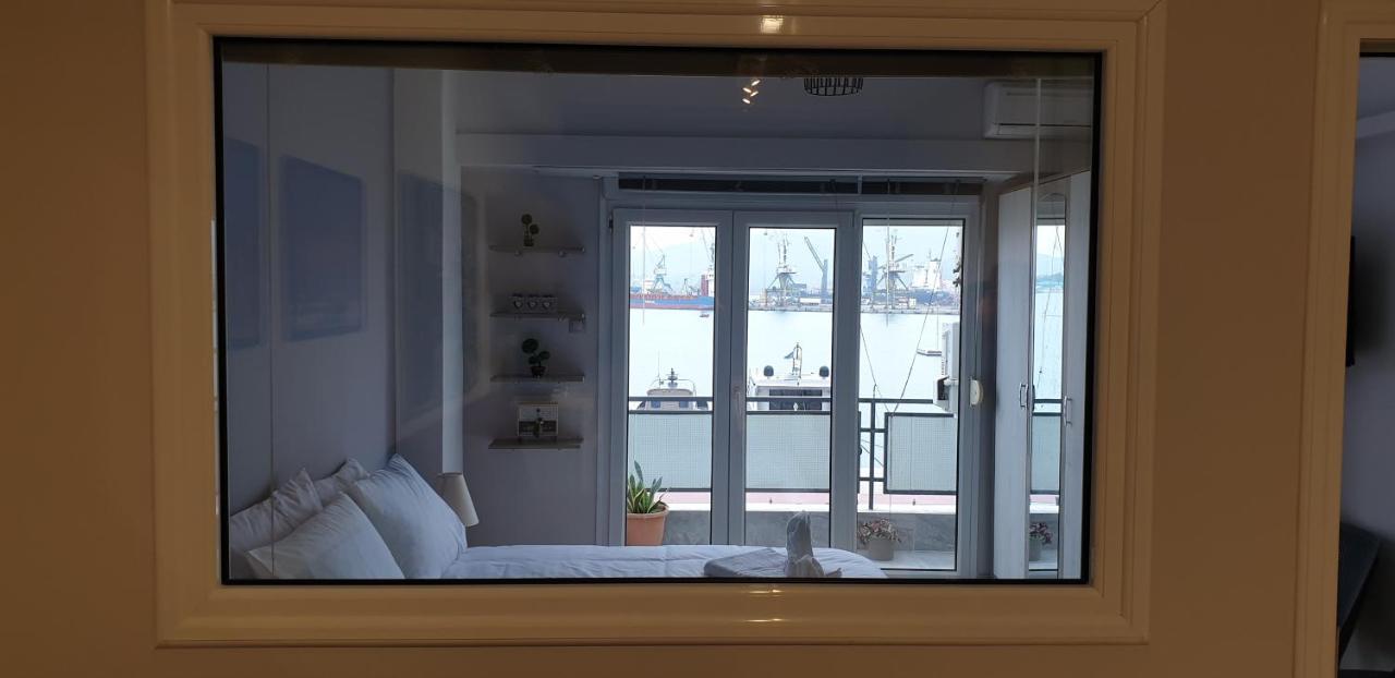 Apartment Port View
