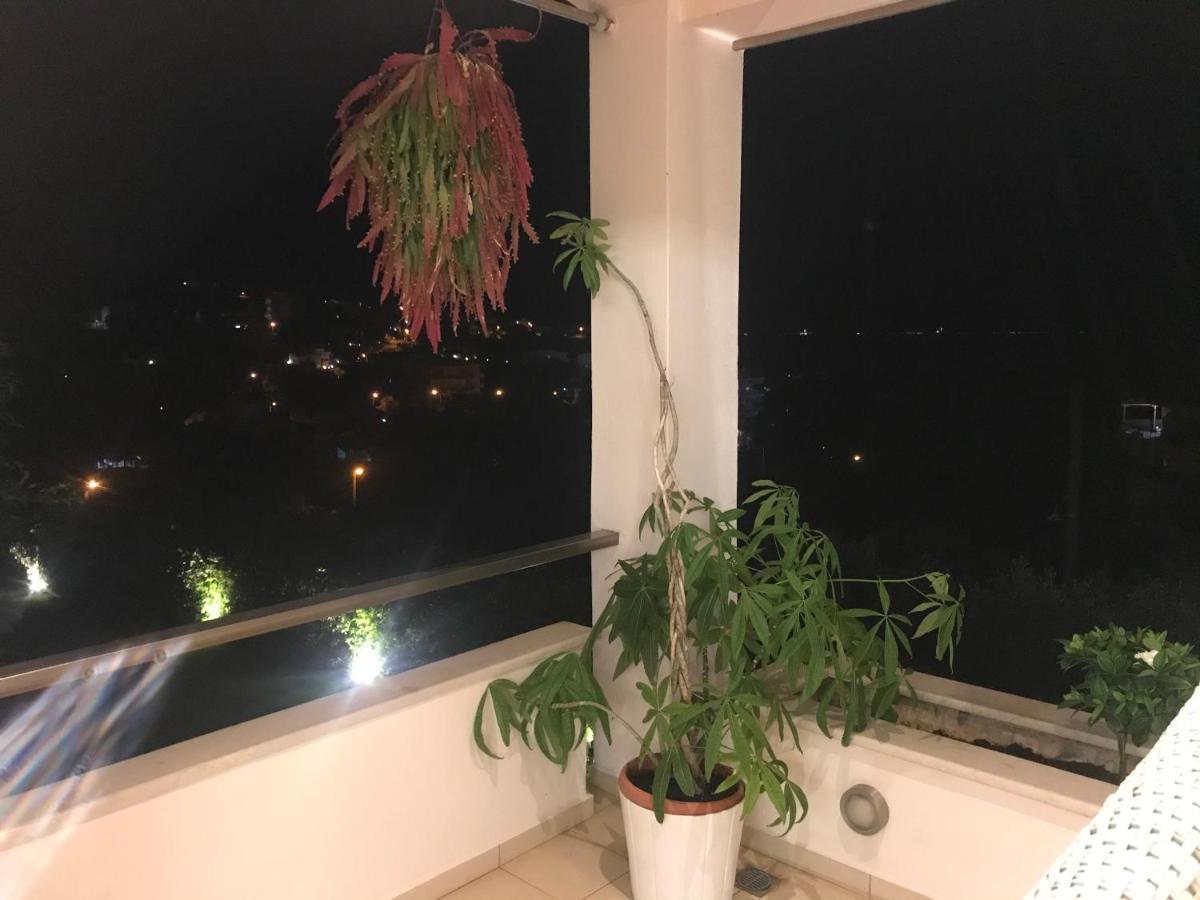 Aerides Luxury Apartment Palaiontsiflikion