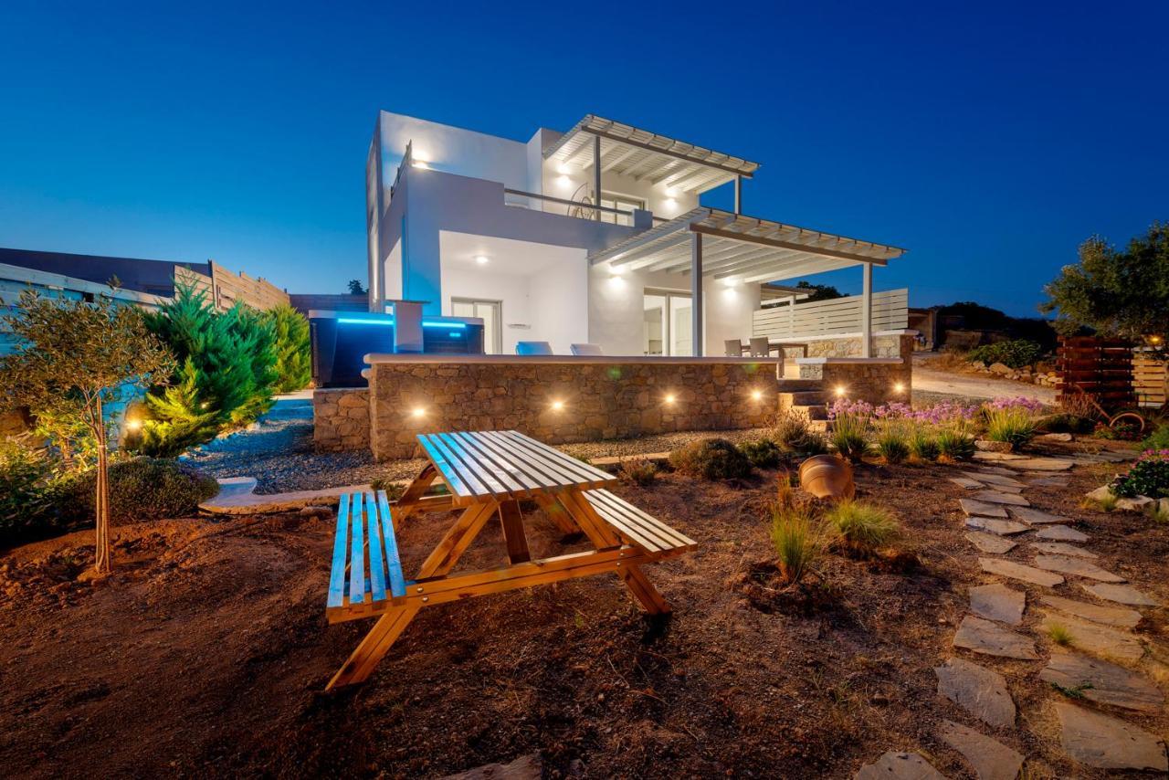 Aelion Villa Vari (Syros)