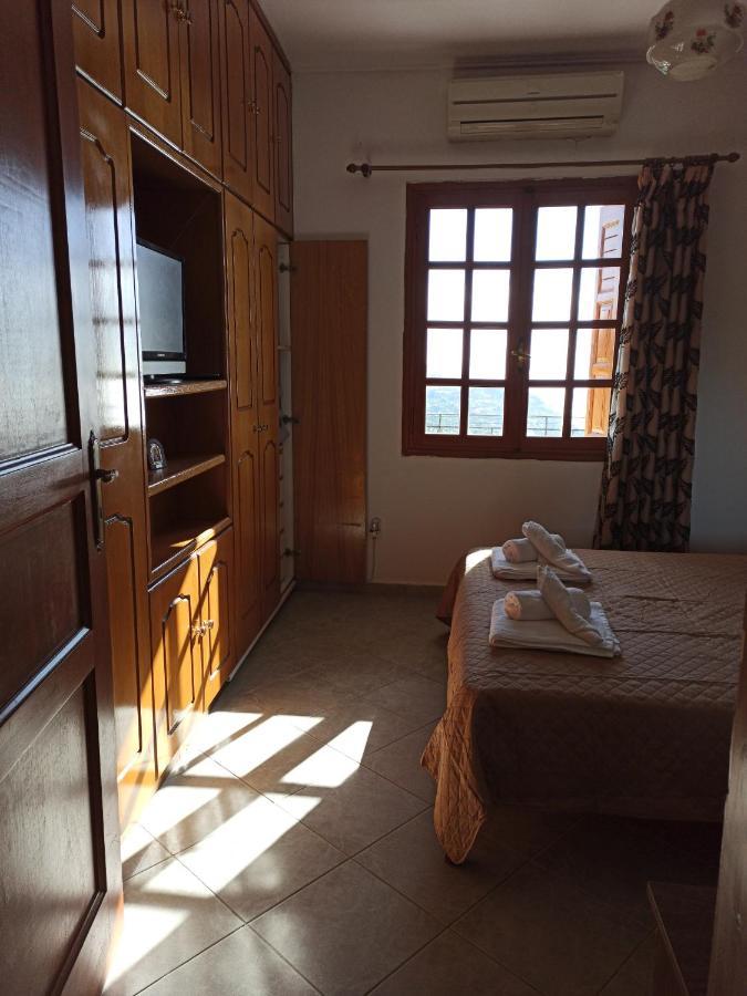 Apartment μπαλκόνι του αιγαίου Father's House In