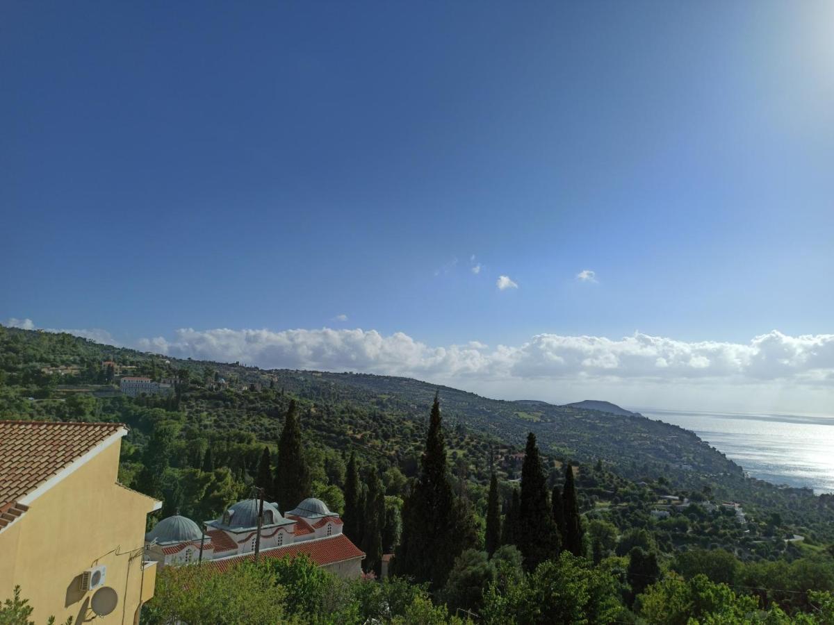 Apartment μπαλκόνι του αιγαίου Father's House In *