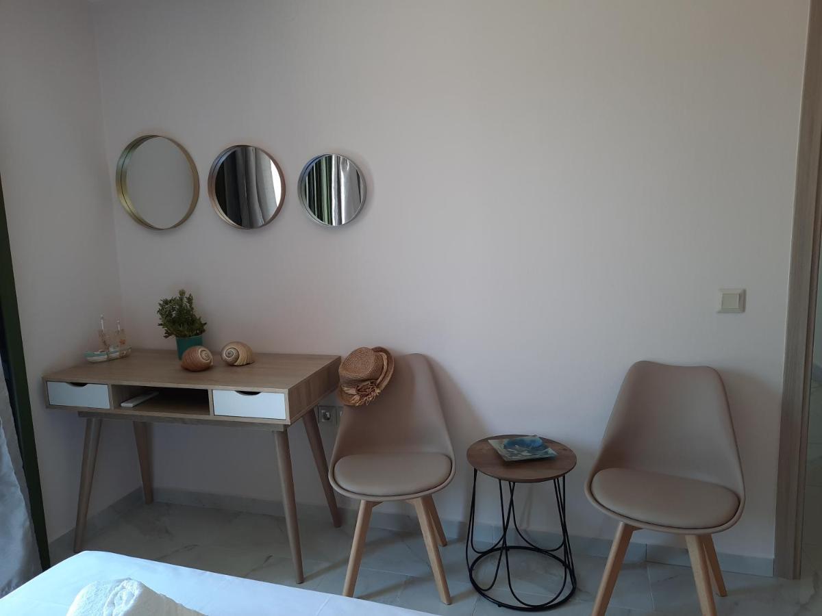 Apartment Freesia Grand Sea View