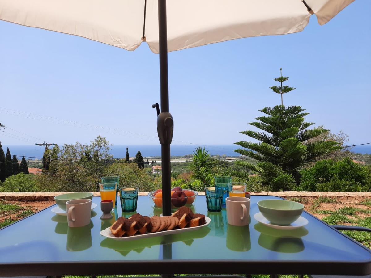 Freesia Grand Sea View Apartment Svoronata