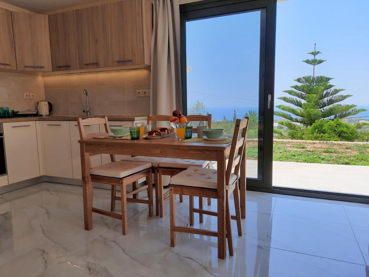 Freesia Grand Sea View Apartment