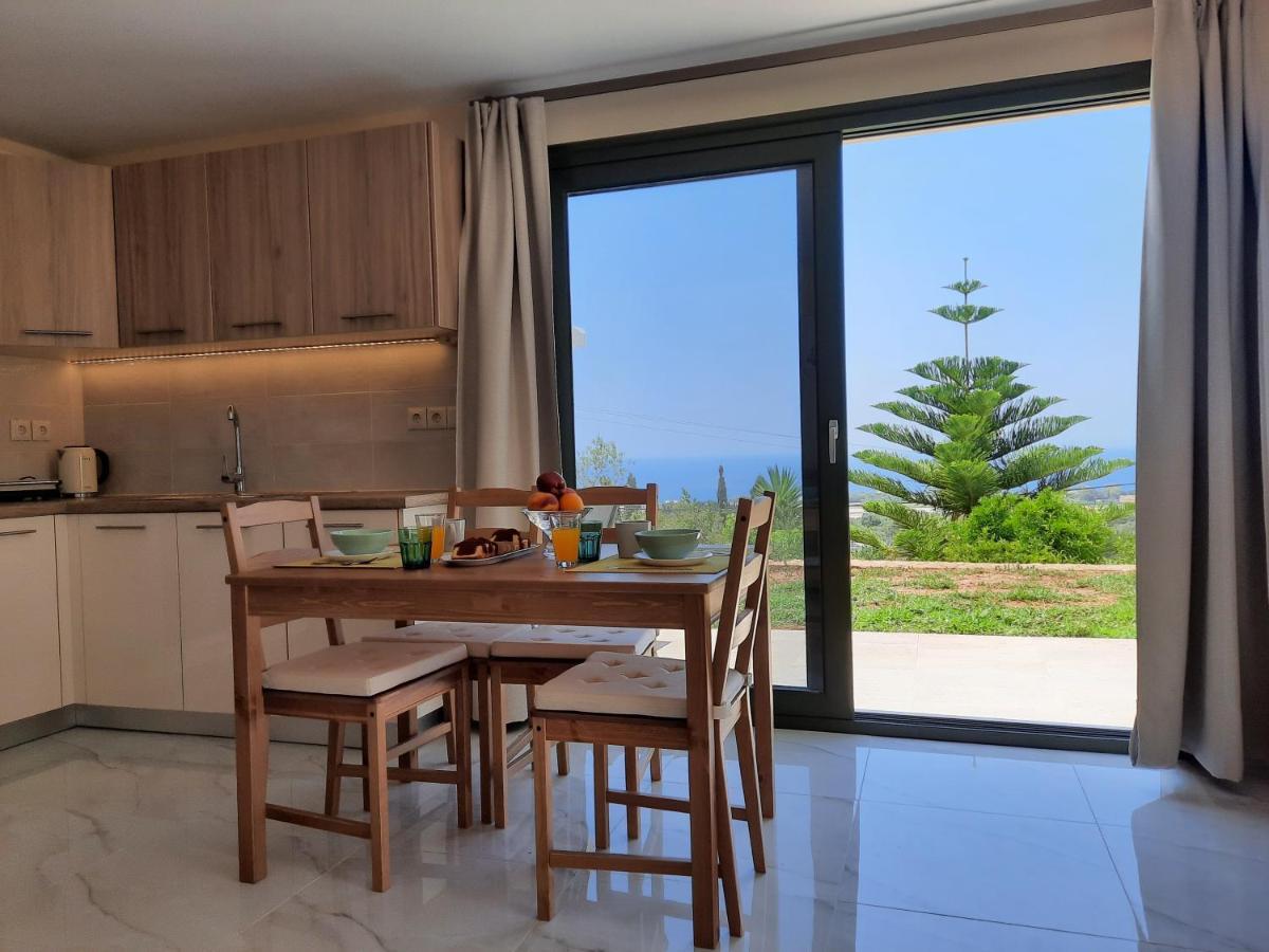 Freesia Grand Sea View Apartment *