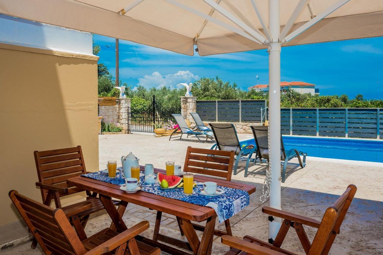 Guest house Costas Argassi