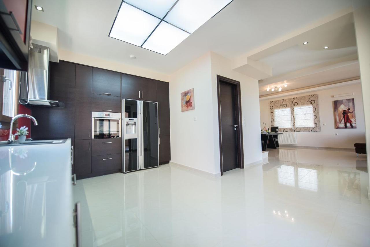 Pellina Villa *