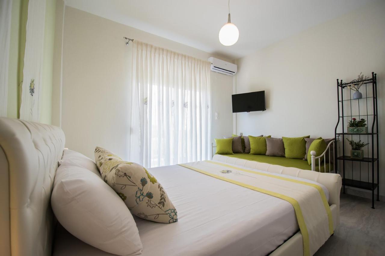 Chelona Apartment