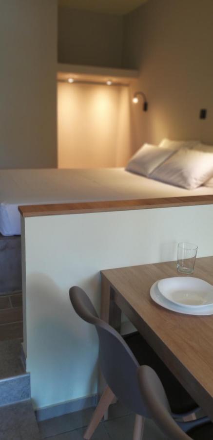 Petries Aparthotel Agioi Apostoloi (Evia)