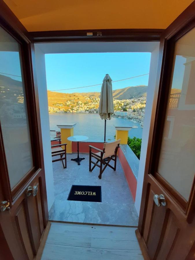 Kleanthi And Kostas Studios Apartment Symi