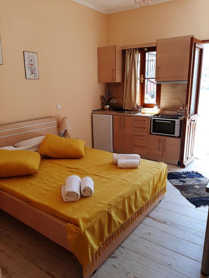Apartment Kleanthi And Kostas Studios *
