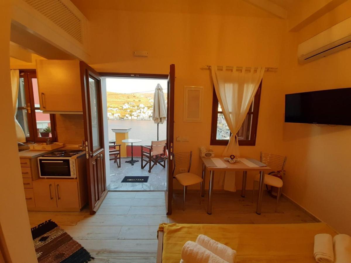 Kleanthi And Kostas Studios Apartment Symi
