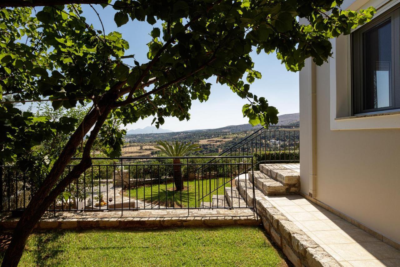 Agios Antonios *