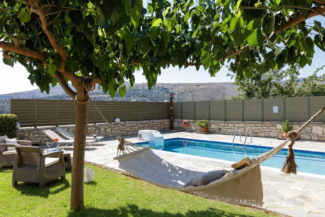 Villa Agios Antonios Agia Triada