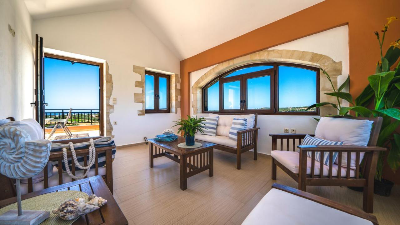 Louloudaki Villa *