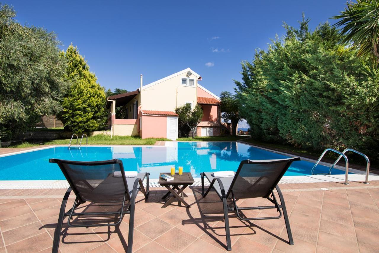 Sea View Estate Helios Villa *