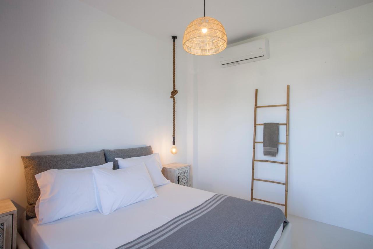 Olive White Villa *