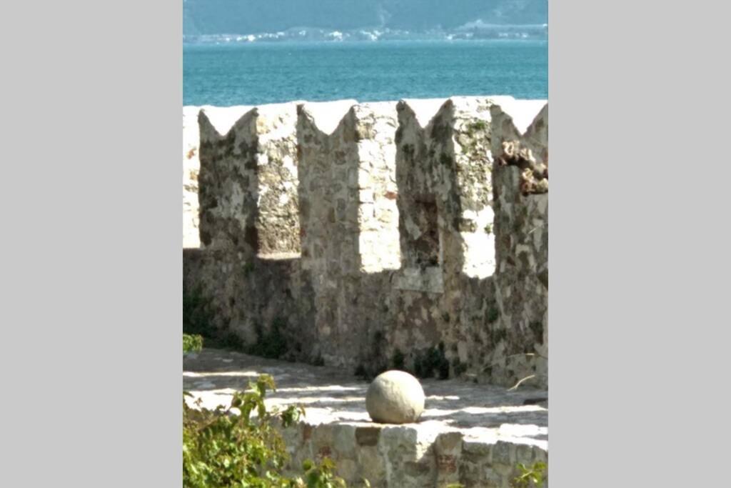 Naupactus Unique Harbor In A Stone House!