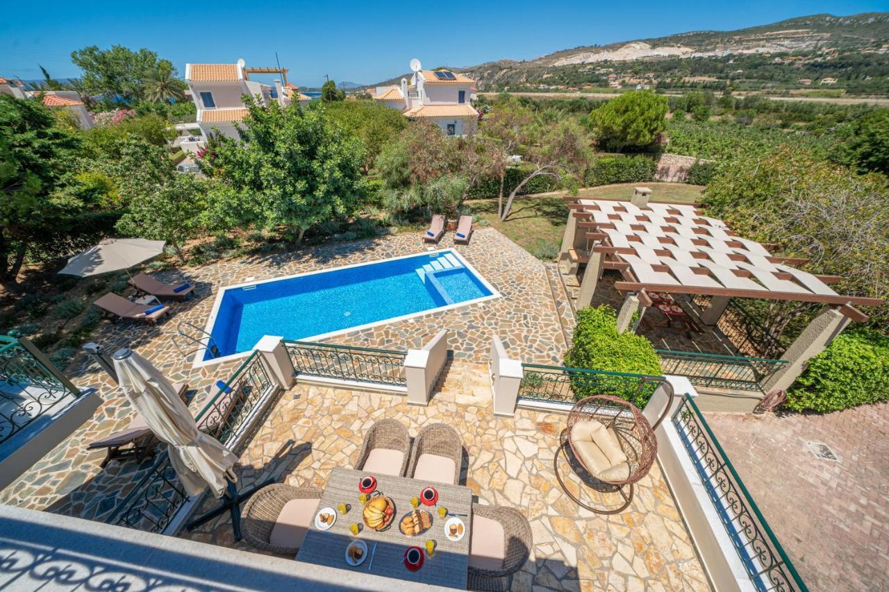 Eglina Villa's Villa Minia