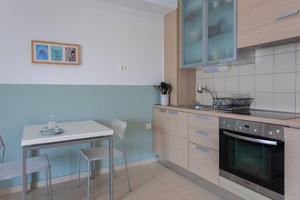 Sea & Town Getaway * Chania (Crete)