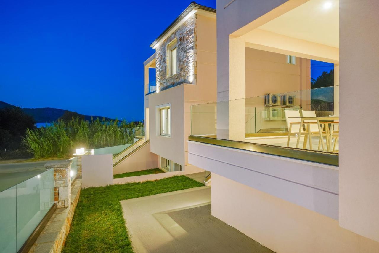 Villa Foti's