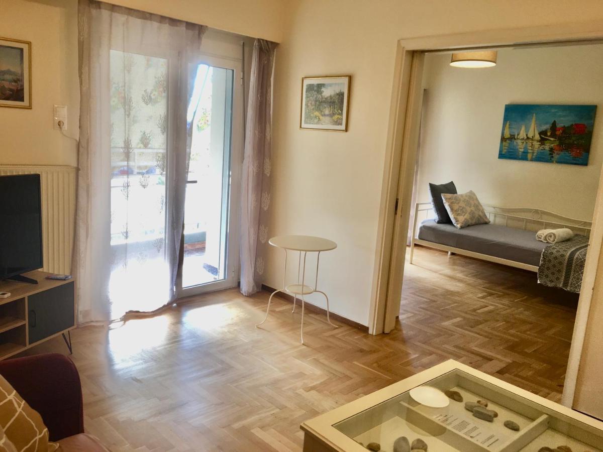 Cozy Near Metro-athens View *