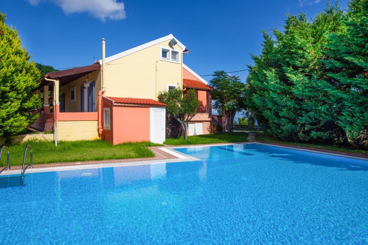 Sea View Estate Helios Perama (Corfu)