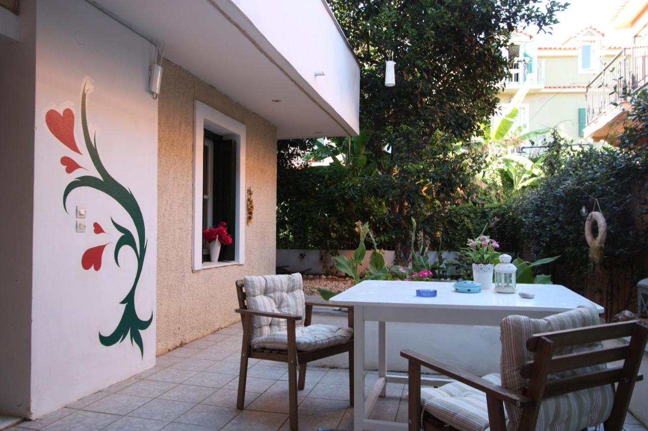 Mandola - Beachside Skala (Kefalonia)