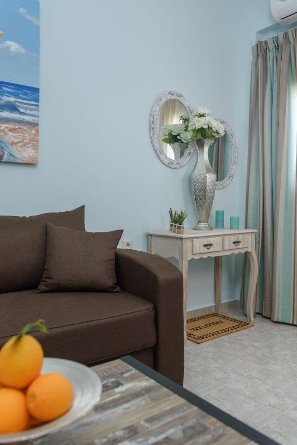 Apartment Spyros With Pool *