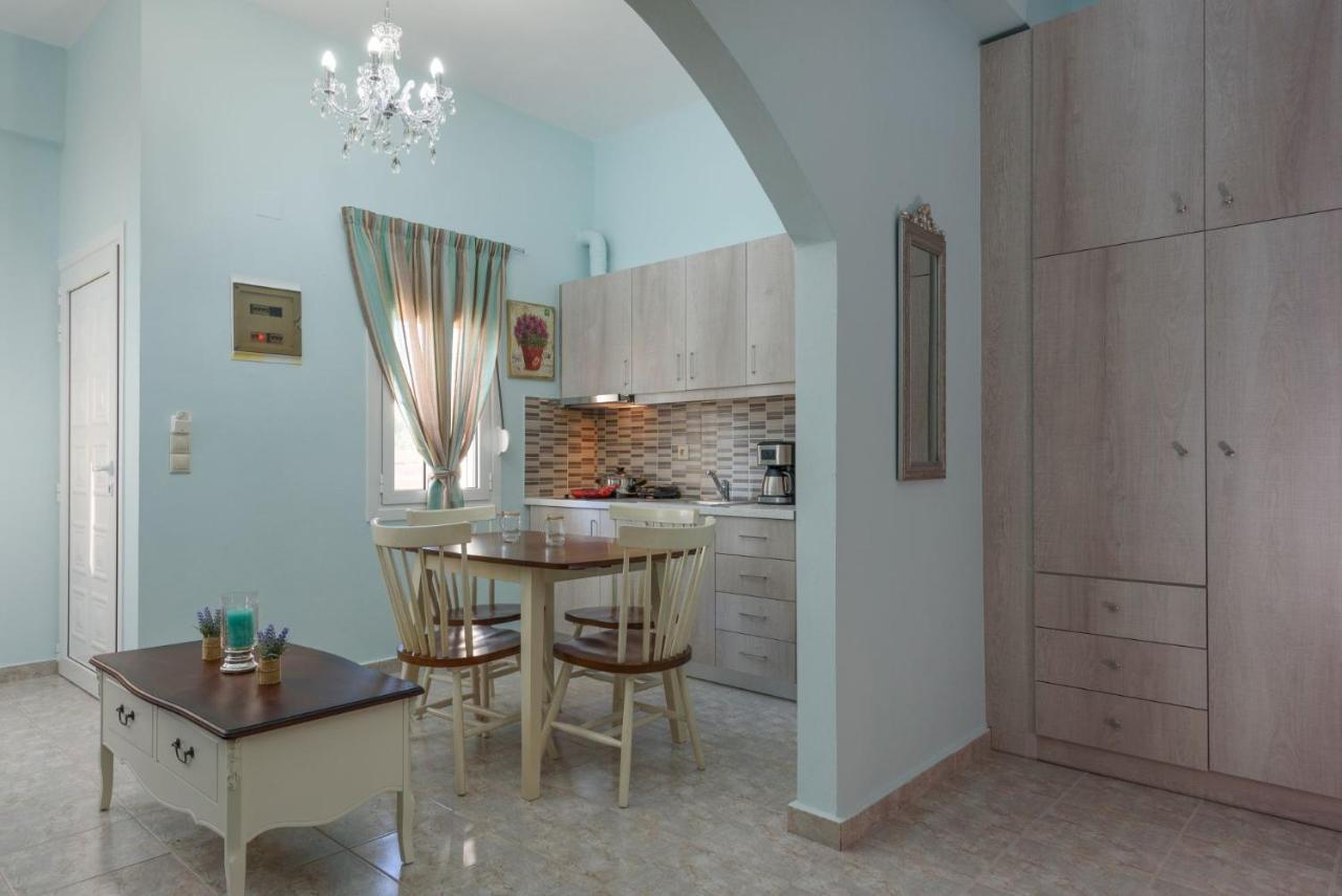 Spyros With Pool Apartment Kalamaki (Heraklion)