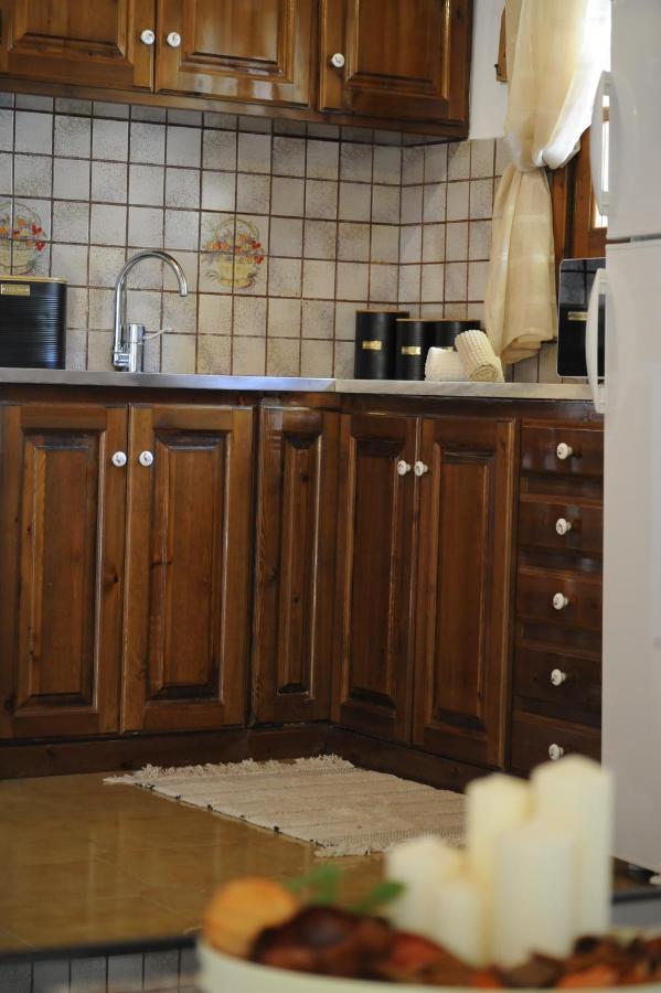 Holiday home Traditional Greek Maisonette In Antiperni Village