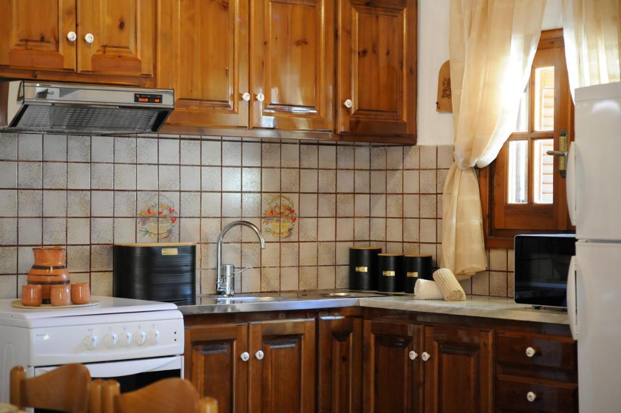 Holiday home Traditional Greek Maisonette In Antiperni Village