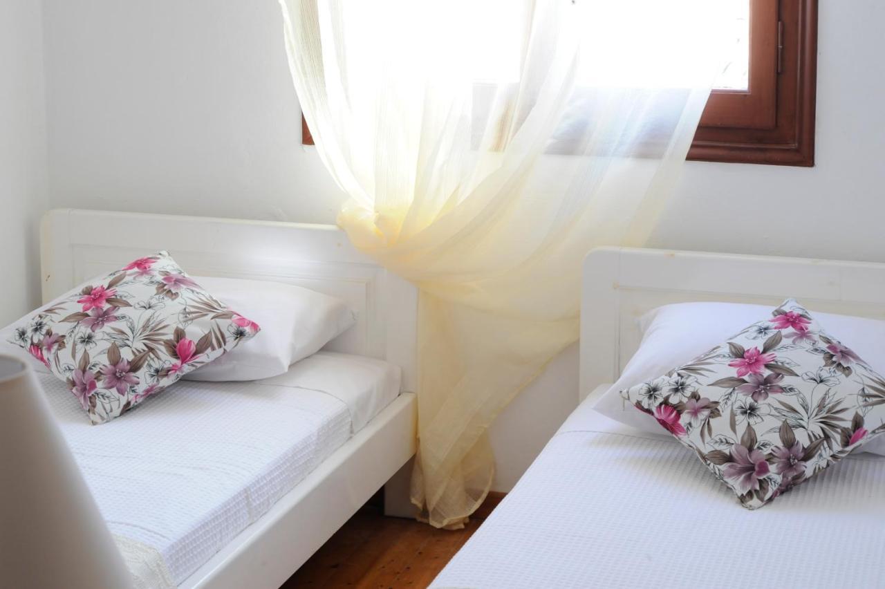 Holiday home Traditional Greek Maisonette In Antiperni Village
