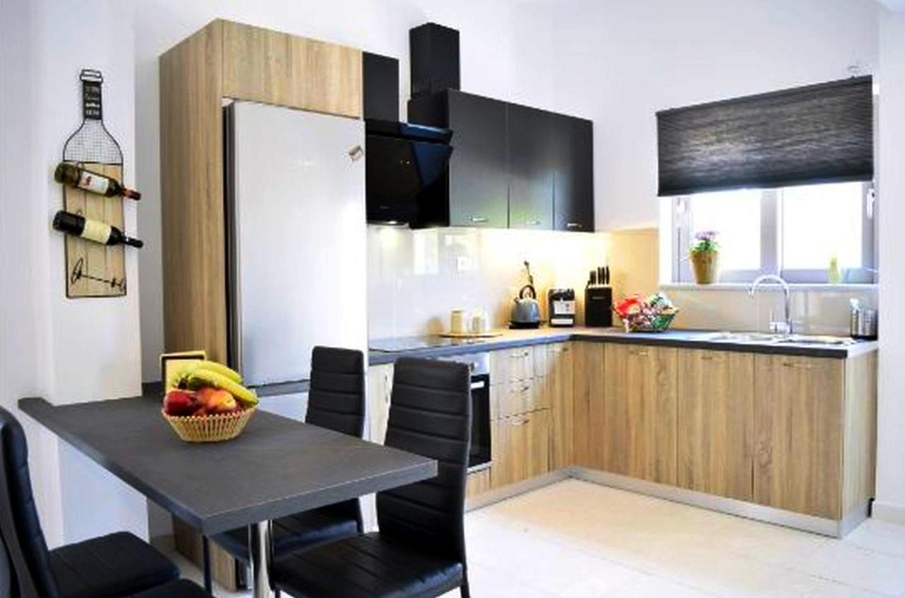 Ocean Breeze Apartment *