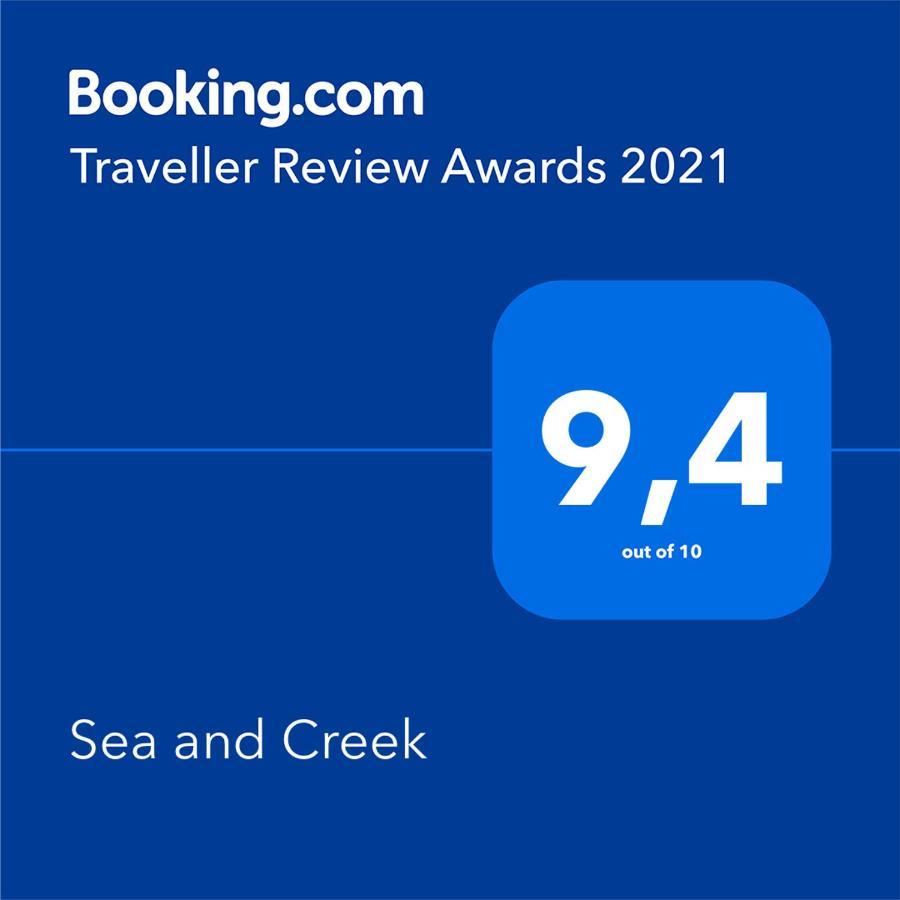 Sea And Creek Holiday home *
