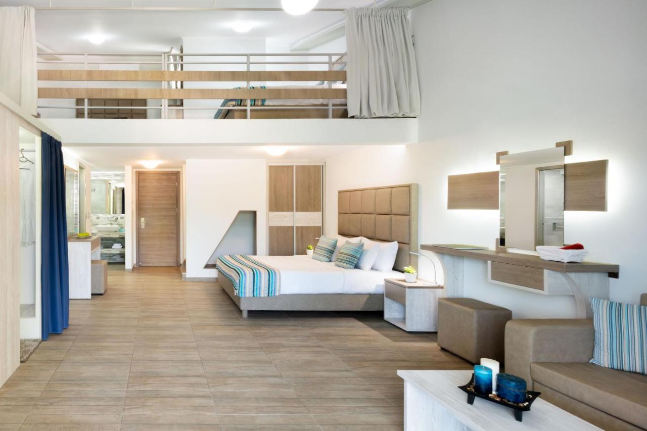 Sirines Complex Potos