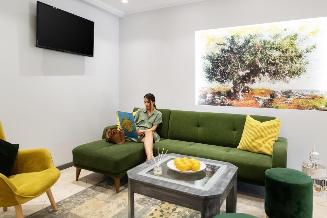 Sirines Complex Aparthotel 2*