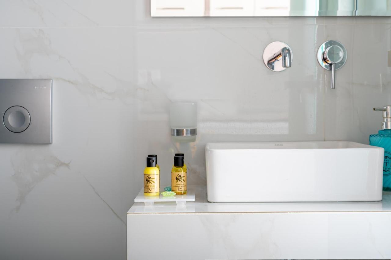 Privilege Luxury Living * Sarti